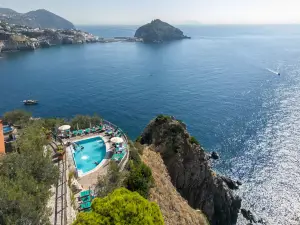 Hotel Punta Chiarito Resort