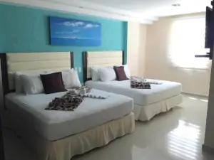 Hotel Aventura Suites