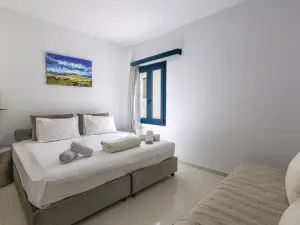 Porto Bello di Paros Studios