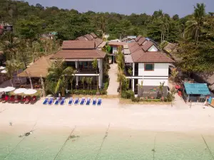 カバナ リペ ビーチ リゾート