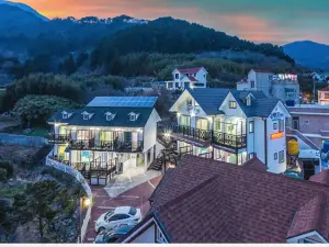 Geojae Lamer Pension