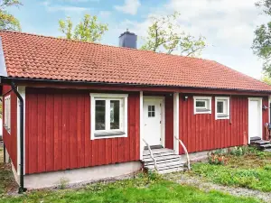 6 Person Holiday Home in Valdemarsvik