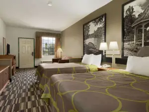 Super 8 by Wyndham Chatsworth/Dalton