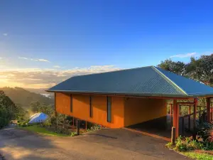 Maleny Tropical Retreat
