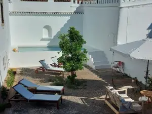 Casa Ancha