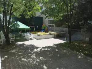 Green Hill Hotel