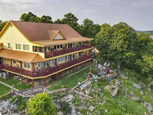 Waterfront Lake Eufaula Home: Multi-Level Balcony