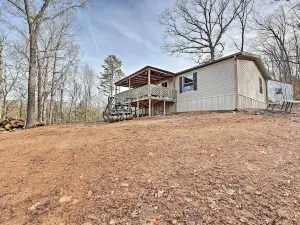 Ozark Mountain Cabin Rental on 300-Acre Ranch
