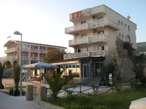 XXL Apartments