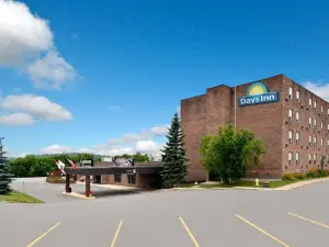 Days Inn by Wyndham Renfrew Conference Centre