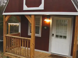 Glamping Family Cabin  - floating/fishing/golfing Illinois River near Tahlequah