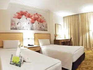 THE ORCHID HOTEL