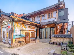 Naju Moon and Star Hanok Pension