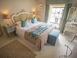 더 뉴 화이트 라이온