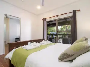 The Daintree Village Hideaway