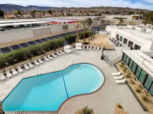 DoubleTree by Hilton Palmdale