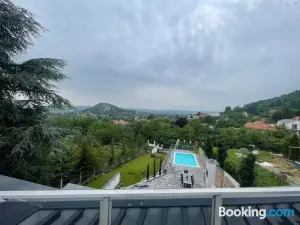 Luxurious Panorama House with Pool and Sauna