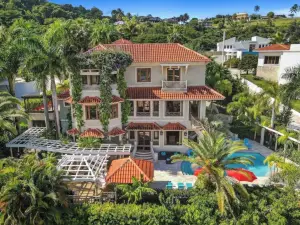 Beachside Adventure Suites
