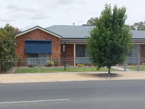 Numurkah Self Contained Apartments - the Saxton