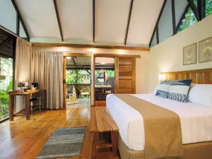 Almonds and Corals Boutique Hotel