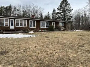 LOW Getaway #3 on Rainy River