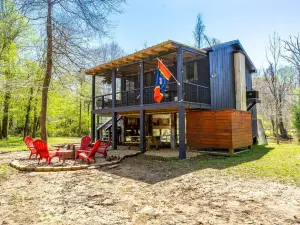 Riverfront Cottage - Get Away from It All!