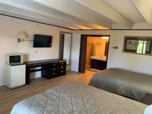 Tollway Inn Beloit