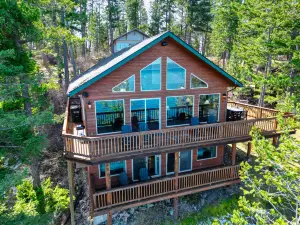Panoramic Lake and Mountain Views - Stunning Scenic Retreat