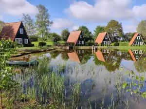 Cottage with Garden, Near Fishing Pond