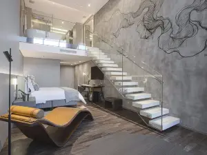 Suryaa Hotel Pinhais, Curio Collection by Hilton
