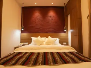 โรงแรมฟลายอิ้งยัค - โฮสเทล