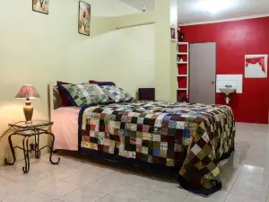 La Mamre Guest House