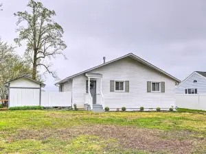 Waterfront Cottage w/ Private Beach + Deck!