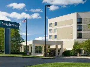 DoubleTree by Hilton Hotel Boston - Milford