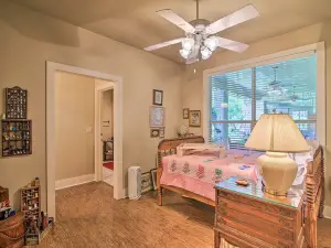 Cozy Texas Retreat with Patio, Grill and Fire Pit!