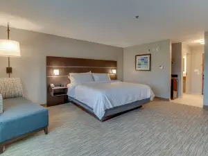 Holiday Inn Express & Suites Union City