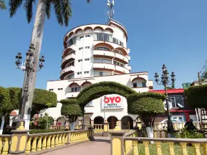 Gran Santiago Plaza