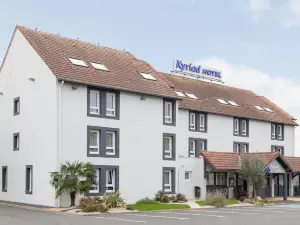 Kyriad Niort - Espace Mendes-France