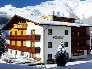 Alpenhof Pension-Garni