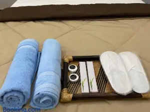 SunsetHomes A Luxurious Studio Apartment