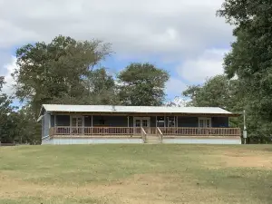 Ranch Lodge - A Texas Ranch Getaway