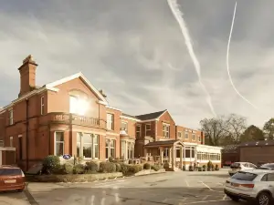 Alma Lodge Hotel
