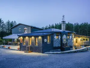 Pindos Resort