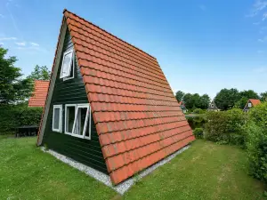 Cottage with Garden, Near Fishing Pond