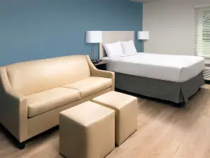WoodSpring Suites Cleveland Lee University