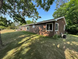 Sunset Views, 330 ft of Sand Bottom Beach & Huge Lawn on Hidden Gem Walker Lake