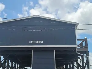 Gator Den - Camp on the water with an amazing view!