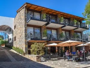 Quinta Tere Hotel & Gallery