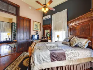 Grand Gables: Home 1 Block to St Johns River