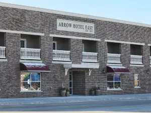 Arrow Hotel